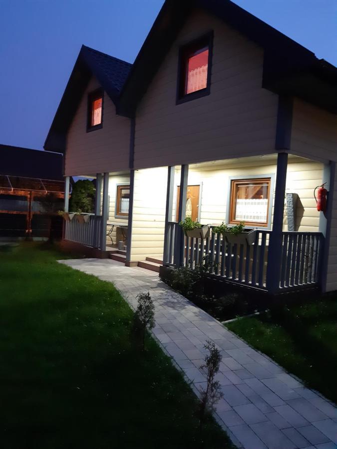 Domki Teo Pietrowe I Parterowe Rewal Exterior foto